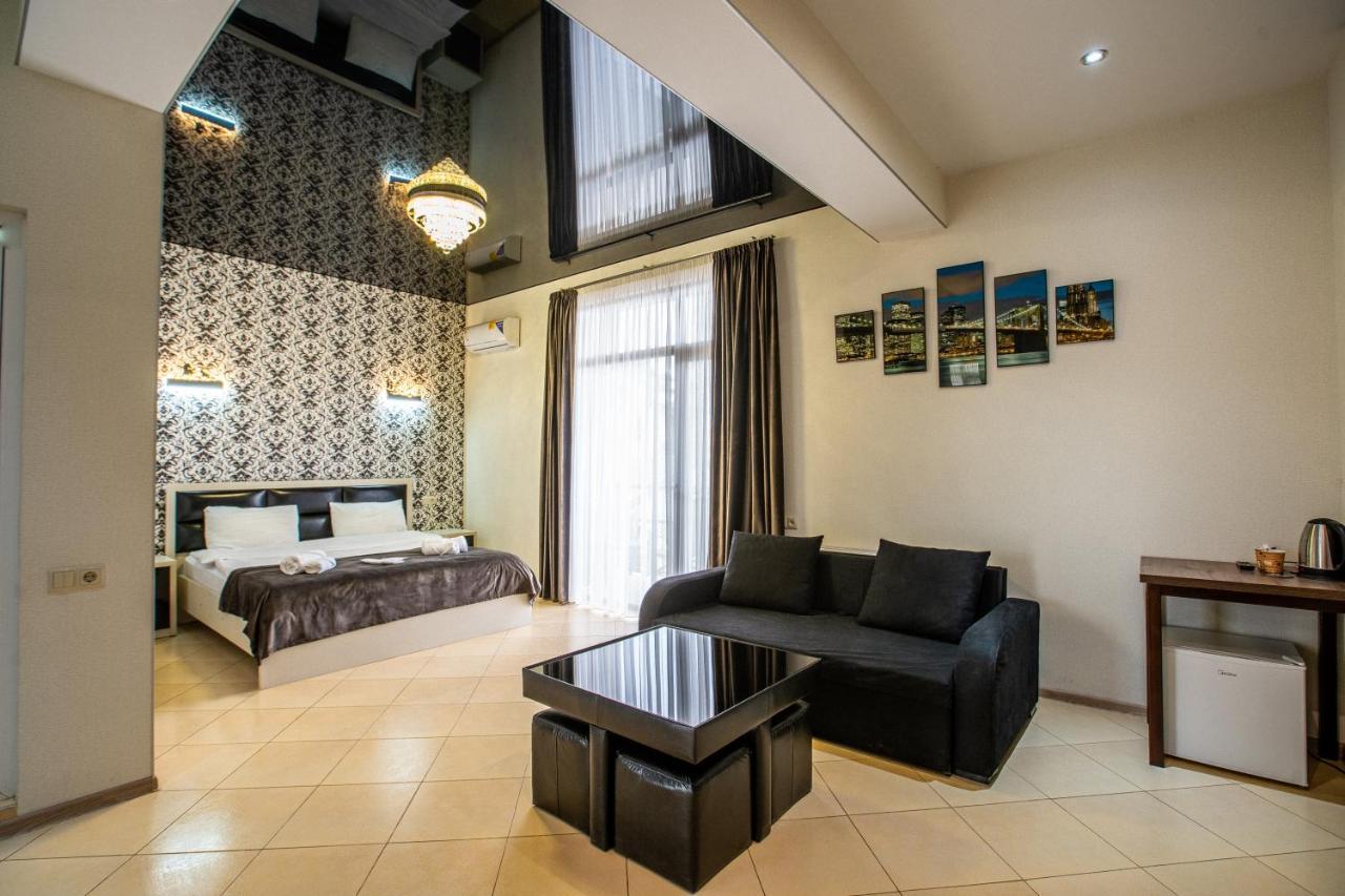 Tbilisi Sea Hotel Extérieur photo