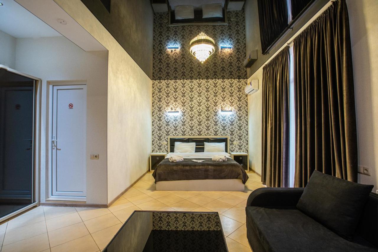 Tbilisi Sea Hotel Extérieur photo