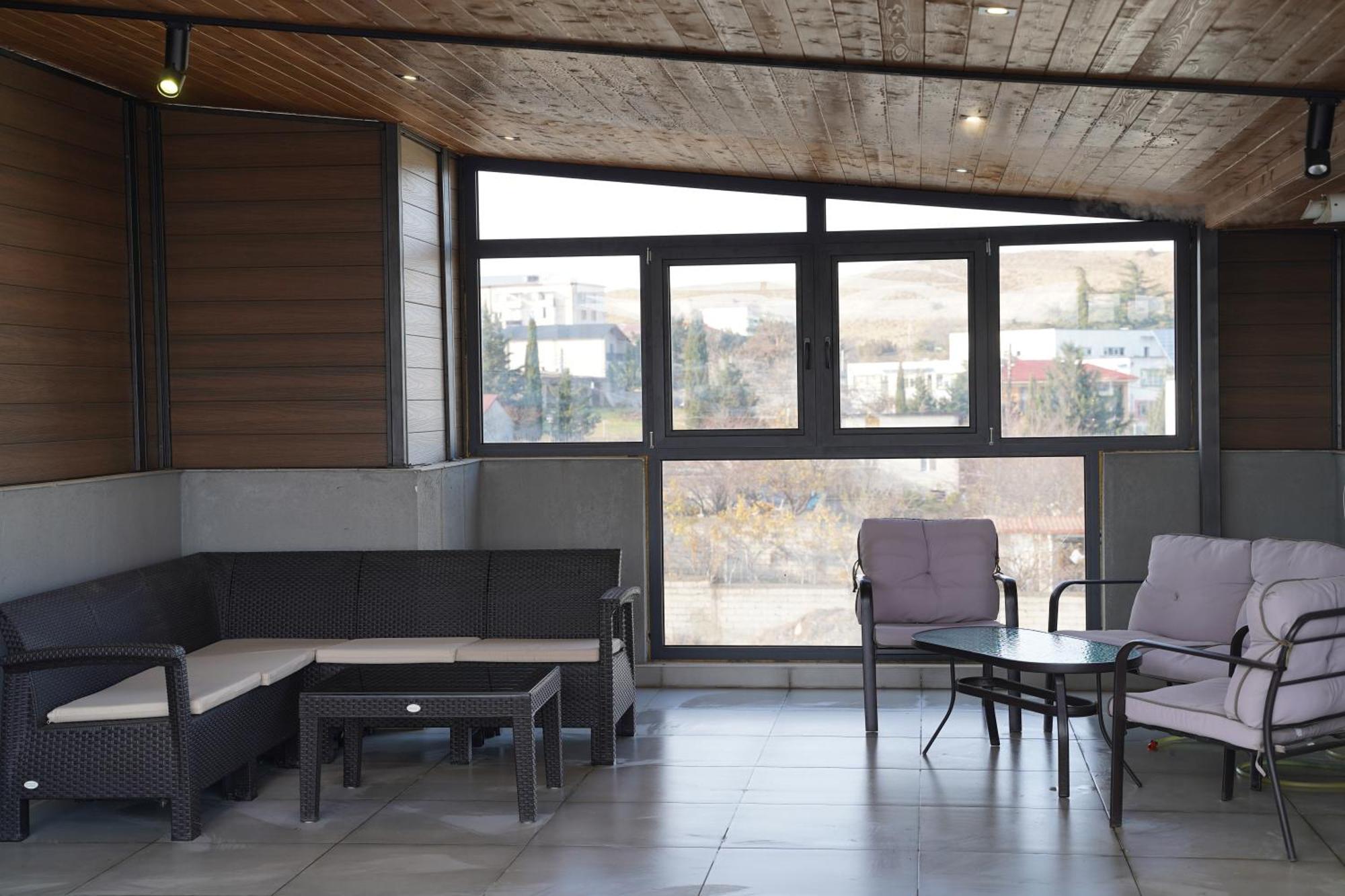 Tbilisi Sea Hotel Extérieur photo